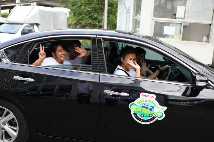 iamcar_nissan fun driving3